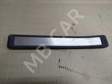 Накладка порога внутренняя MERCEDES-BENZ E-класс W211/S211 (2002 - 2006) — Разборка Мерседес