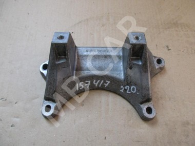 Кронштейн АКПП MERCEDES-BENZ S-класс W220 рестайлинг (2002 - 2005) — Разборка Мерседес