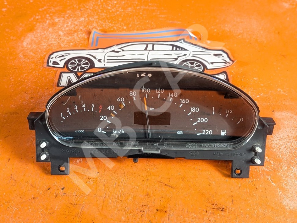 Щиток приборов MERCEDES-BENZ A-класс W168 (1997 - 2001) фото 1 &mdash; Разборка Мерседес