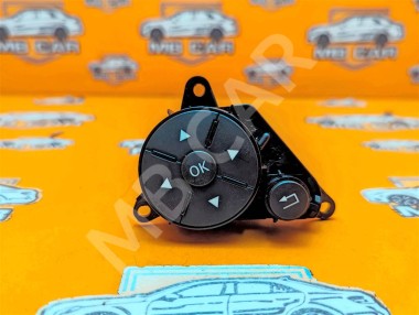 Кнопка на руле MERCEDES-BENZ C-класс W204/S204 (2006 - 2011) — Разборка Мерседес
