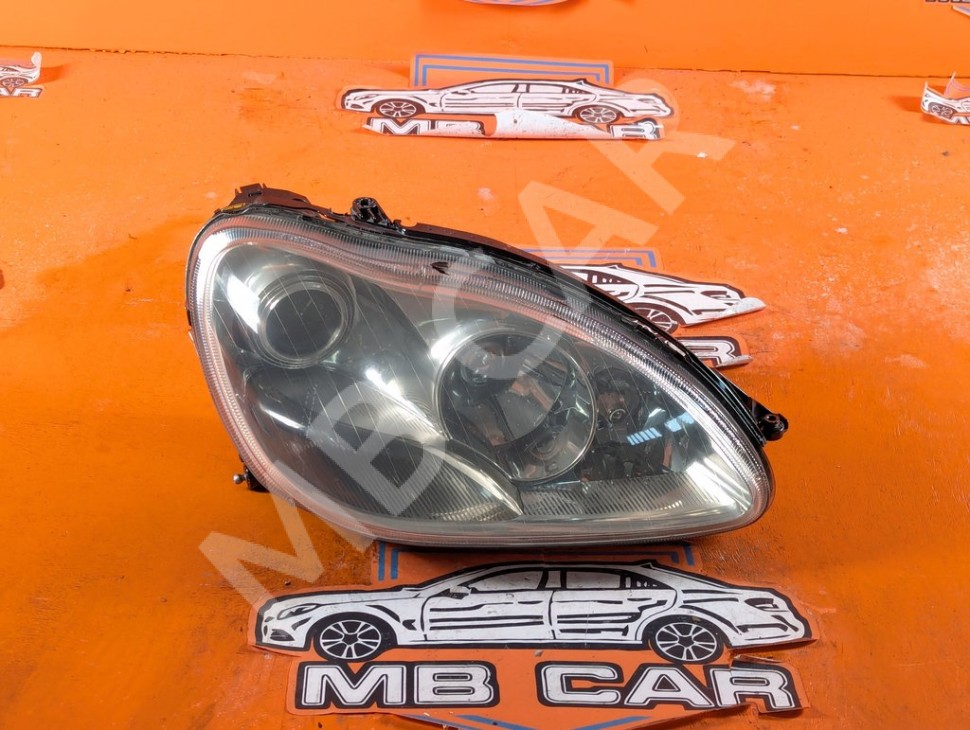 Фара правая MERCEDES-BENZ S-класс W220 рестайлинг (2002 - 2005) фото 1 &mdash; Разборка Мерседес