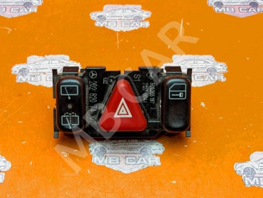 Кнопка аварийной сигнализации MERCEDES-BENZ C-класс W202/S202 (1993 - 1997) — Разборка Мерседес