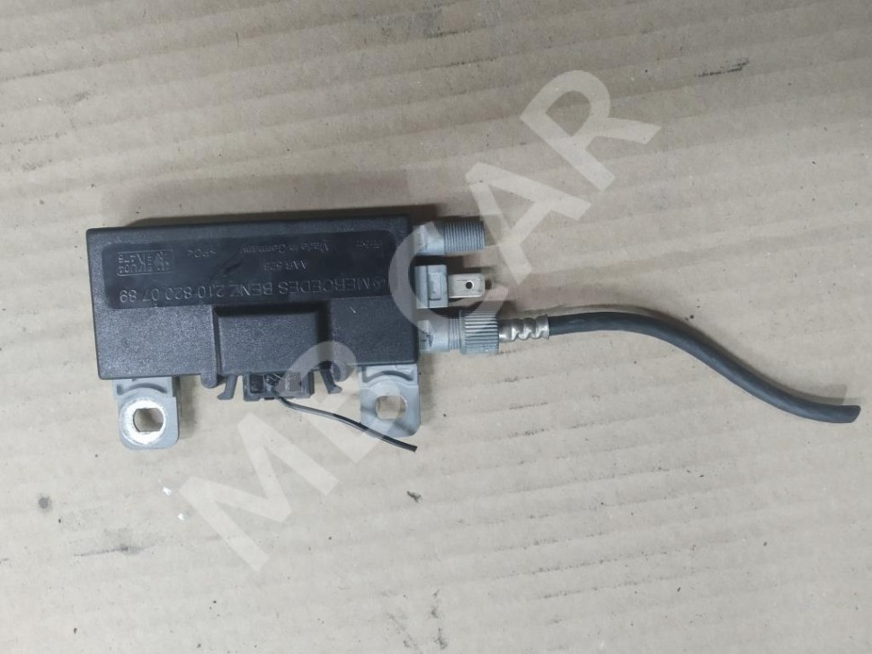 Усилитель антенны MERCEDES-BENZ E-класс W210/S210 рестайлинг (1999 - 2003) фото 1 — Разборка Мерседес