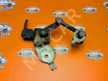 Датчик уровня пола MERCEDES-BENZ C-класс AMG W205/S205/C205/A205 (2014 - 2018) — Разборка Мерседес