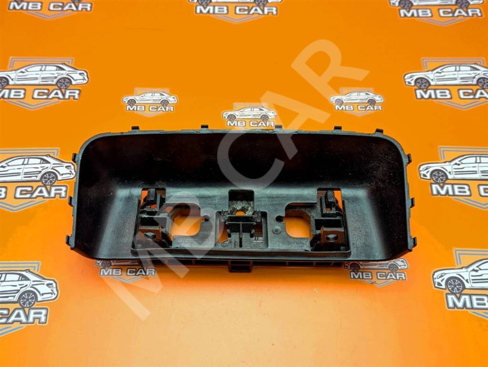Кронштейн MERCEDES-BENZ GLE-класс AMG W166 (2015 - 2019) фото 1 — Разборка Мерседес