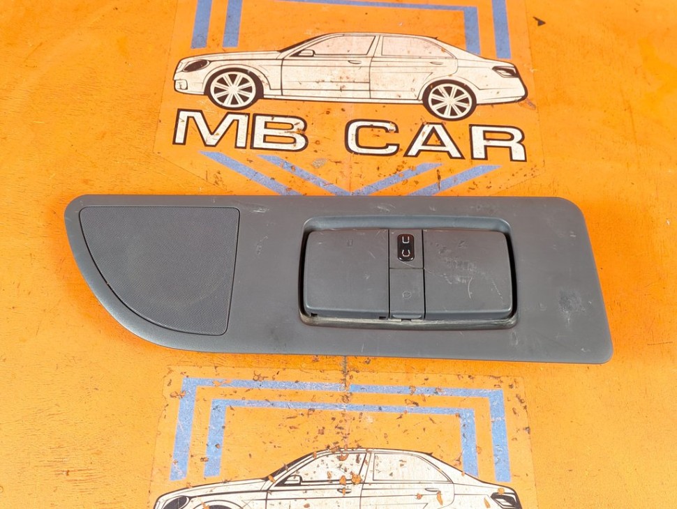 Подстаканник MERCEDES-BENZ V-класс W638/W639 (1996 - 2003) V 220 2.1 D AT (122 л.с.) фото 1 &mdash; Разборка Мерседес