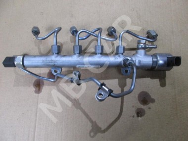 Рампа топливная MERCEDES-BENZ E-класс W212/S212/C207/A207 рестайлинг (2013 - 2016) — Разборка Мерседес