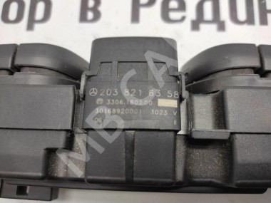 Блок кнопок MERCEDES-BENZ CLK-класс C209/W209 (2002 - 2005) — Разборка Мерседес