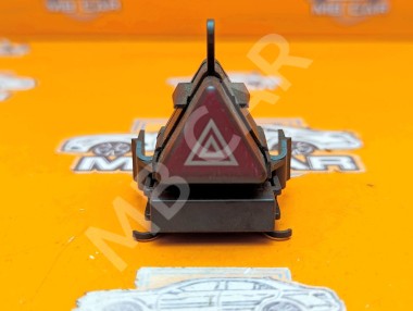 Кнопка аварийной сигнализации MERCEDES-BENZ A-класс W169 (2004 - 2008) — Разборка Мерседес