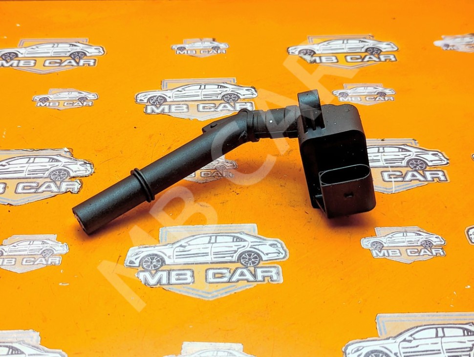 Катушка зажигания MERCEDES-BENZ C-класс W205/S205/C205/A205 рестайлинг (2018 - 2023) фото 1 &mdash; Разборка Мерседес
