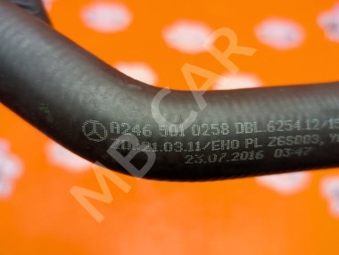 Патрубок ОЖ MERCEDES-BENZ A-класс W176 рестайлинг (2015 - 2018) &mdash; Разборка Мерседес