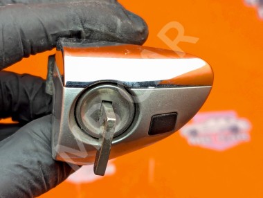 Личинки дверей MERCEDES-BENZ S-класс W220 (1998 - 2005) &mdash; Разборка Мерседес