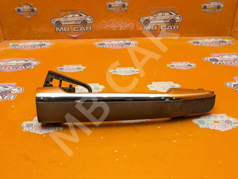 Ручка двери наружняя MERCEDES-BENZ M-класс W163 рестайлинг (2001 - 2005) фото 1 &mdash; Разборка Мерседес