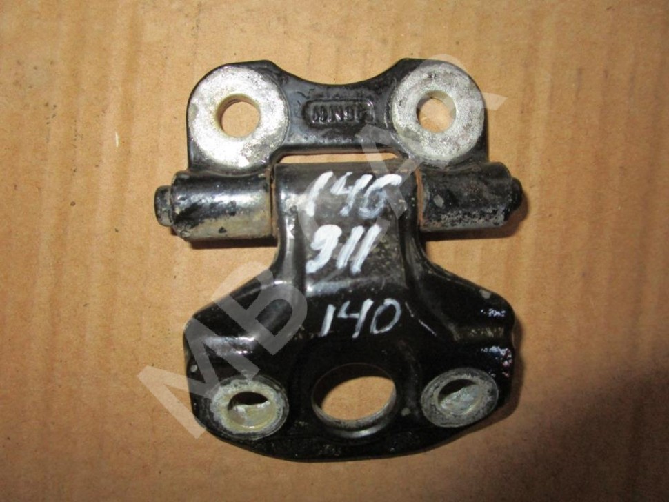 Петля двери MERCEDES-BENZ S-класс W140 (1991 - 1998) фото 1 — Разборка Мерседес