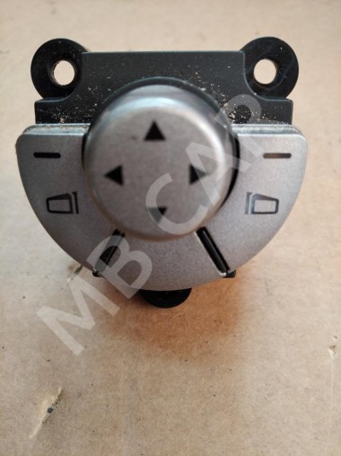 Кнопка регулировки зеркал MERCEDES-BENZ SLK-класс R171 (2004 - 2008) — Разборка Мерседес