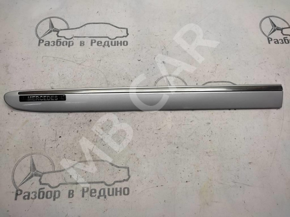 Молдинг двери MERCEDES-BENZ E-класс W211/S211 (2002 - 2006) фото 1 — Разборка Мерседес