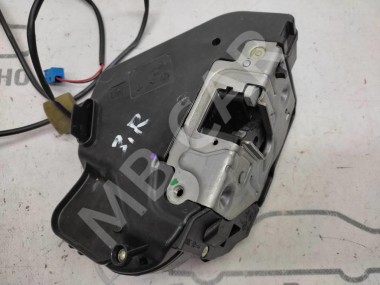 Замок двери задней правой MERCEDES-BENZ CLS-класс C219 (2004 - 2008) — Разборка Мерседес