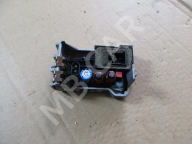 Реле моторчика печки MERCEDES-BENZ E-класс W211/S211 (2002 - 2006) — Разборка Мерседес