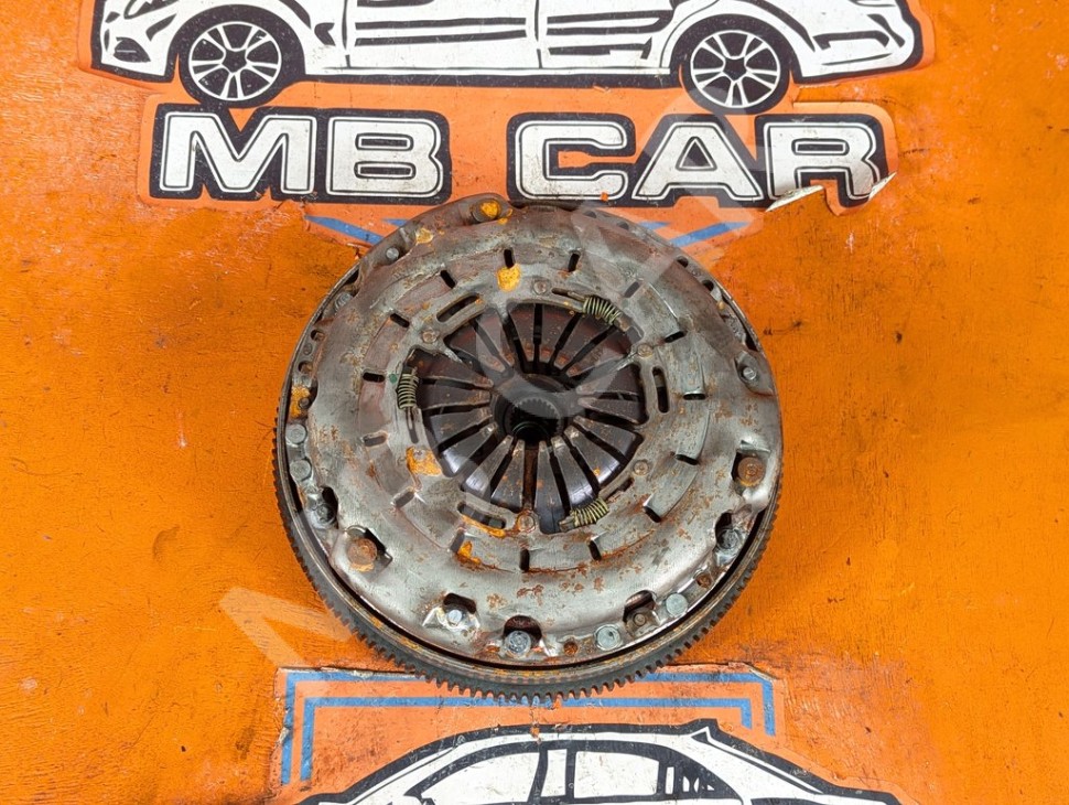 Маховик МКПП MERCEDES-BENZ Sprinter W901-905 (1995 - 2006) фото 1 &mdash; Разборка Мерседес