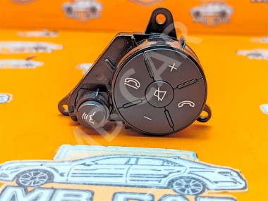 Кнопка на руле MERCEDES-BENZ C-класс W204/S204 (2006 - 2011) — Разборка Мерседес