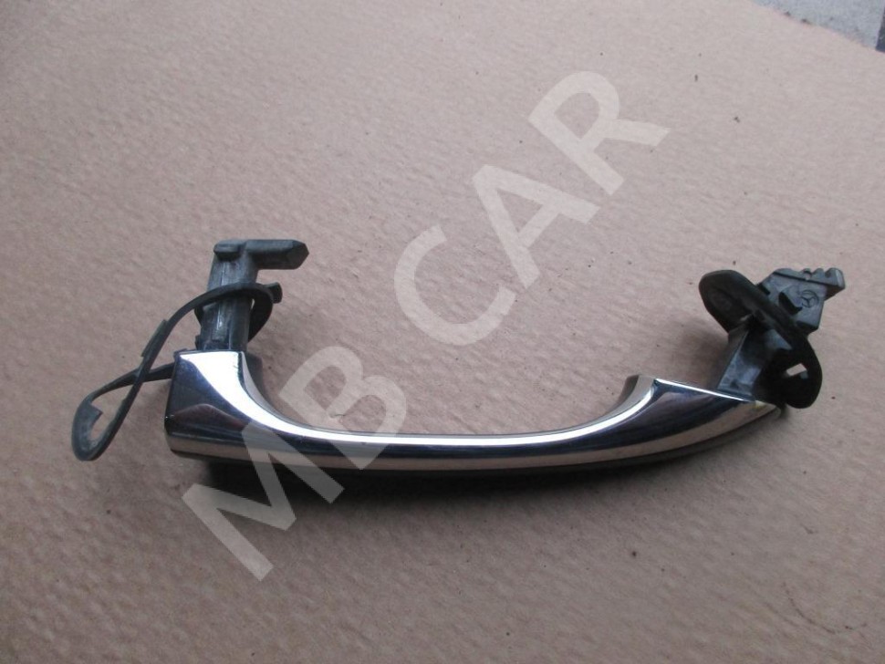 Ручка двери наружняя MERCEDES-BENZ S-класс W220 (1998 - 2005) фото 1 &mdash; Разборка Мерседес