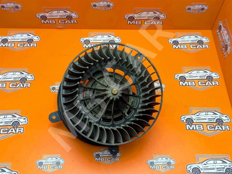 Моторчик печки MERCEDES-BENZ CLK-класс C208/A208 рестайлинг (1999 - 2003) фото 1 — Разборка Мерседес