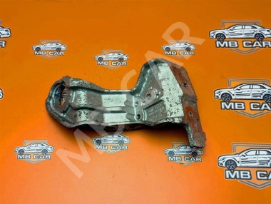 Кронштейн радиатора MERCEDES-BENZ C-класс AMG W205/S205/C205/A205 (2014 - 2018) — Разборка Мерседес