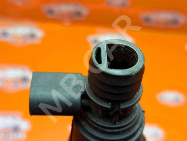 Трубка вентиляции картерных газов MERCEDES-BENZ E-класс W210/S210 (1995 - 1999) — Разборка Мерседес