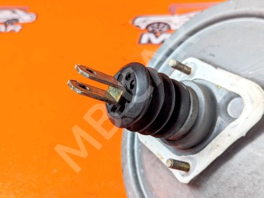 Вакуумный усилитель тормозов MERCEDES-BENZ C-класс W202/S202 (1993 - 1997) &mdash; Разборка Мерседес