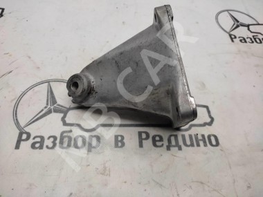 Лапа правая MERCEDES-BENZ E-класс W210/S210 (1995 - 1999) — Разборка Мерседес