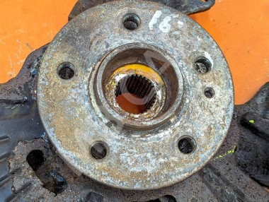 Кулак поворотный передний правый MERCEDES-BENZ M-класс W163 рестайлинг (2001 - 2005) — Разборка Мерседес