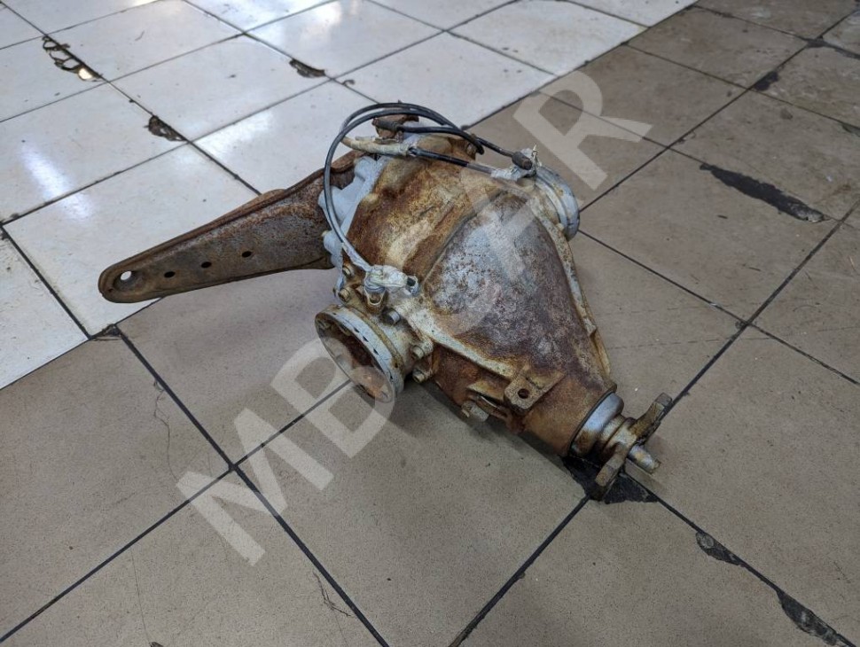 Редуктор задний MERCEDES-BENZ S-класс W140 (1991 - 1998) фото 1 — Разборка Мерседес