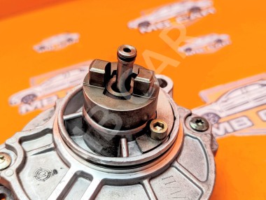 Насос вакуумный MERCEDES-BENZ Vito W638 (1996 - 2003) — Разборка Мерседес