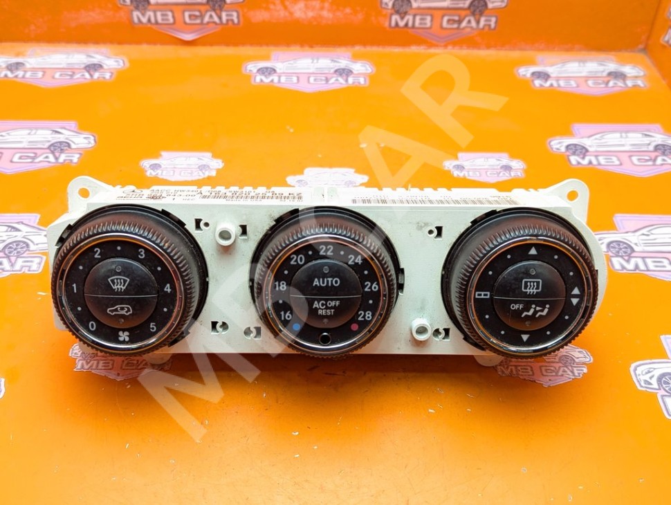 Панель управления климатом MERCEDES-BENZ M-класс W163 рестайлинг (2001 - 2005) фото 1 &mdash; Разборка Мерседес