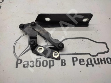 Петля капота MERCEDES-BENZ VANEO W414 (2001 - 2005) — Разборка Мерседес