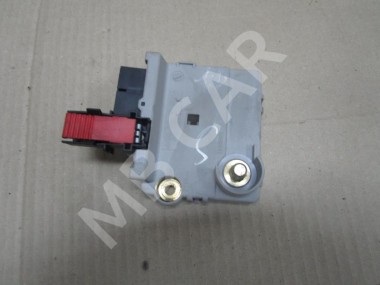 Блок предохранителей MERCEDES-BENZ S-класс W220 рестайлинг (2002 - 2005) — Разборка Мерседес