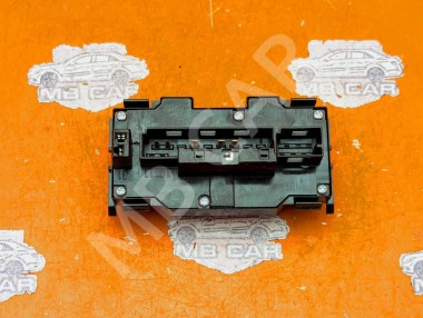 Кнопка аварийной сигнализации MERCEDES-BENZ E-класс W210/S210 рестайлинг (1999 - 2003) — Разборка Мерседес