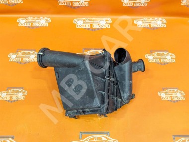 Корпус воздушного фильтра MERCEDES-BENZ CLK-класс C208/W208 рестайлинг (1999 - 2003) — Разборка Мерседес