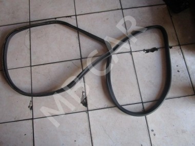 Уплотнитель крышки багажника MERCEDES-BENZ E-класс W211/S211 (2002 - 2006) — Разборка Мерседес