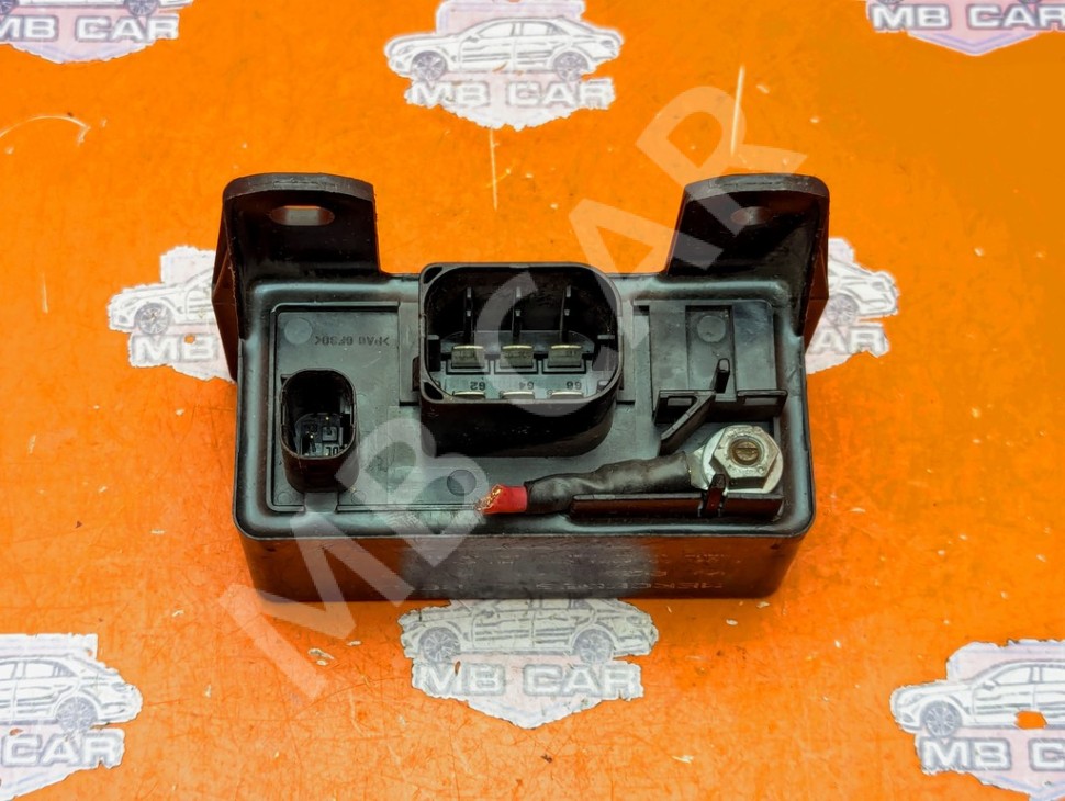 Реле свечей накала MERCEDES-BENZ C-класс W203/S203/CL203 рестайлинг (2004 - 2008) фото 1 — Разборка Мерседес