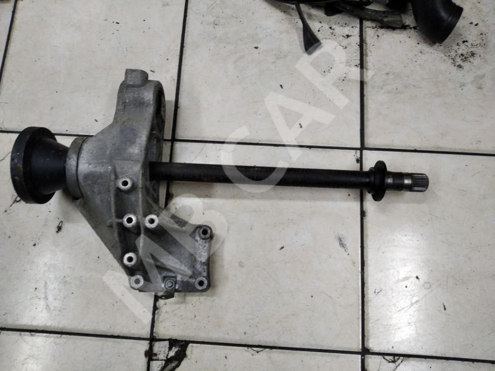 Вал промежуточный перед привода MERCEDES-BENZ Vito W638 (1996 - 2003) фото 1 — Разборка Мерседес