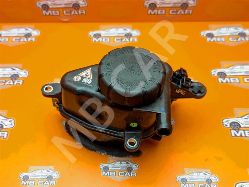 Бачок расширительный MERCEDES-BENZ C-класс W205/S205/C205/A205 (2014 - 2018) фото 1 — Разборка Мерседес