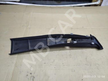 Накладка средней стойки MERCEDES-BENZ E-класс W210/S210 (1995 - 1999) — Разборка Мерседес