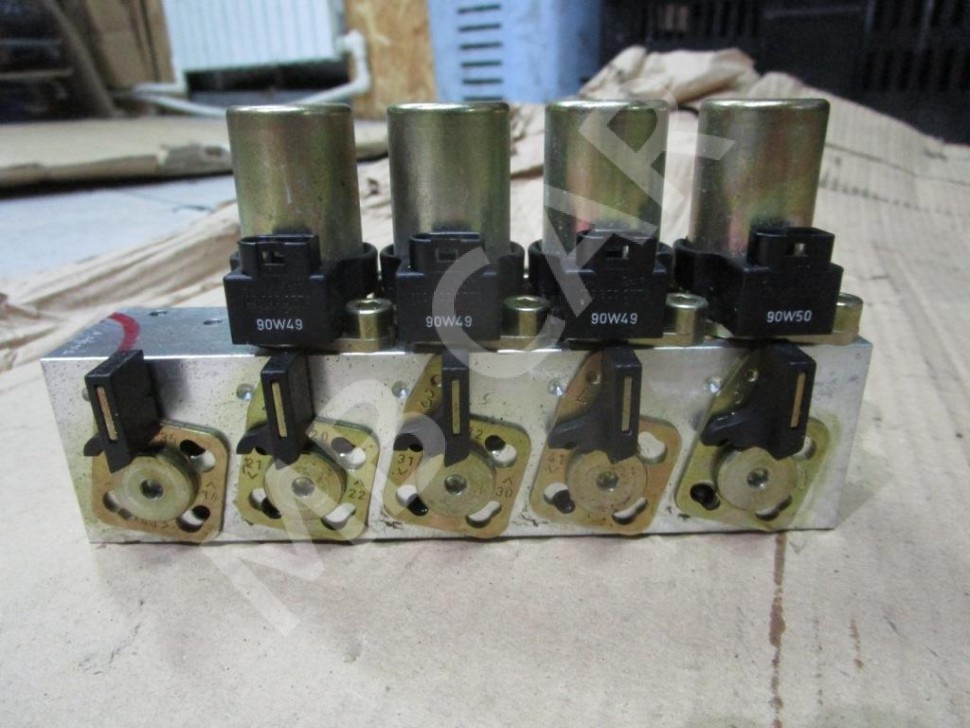 Клапан MERCEDES-BENZ SL-класс R129 рестайлинг (1995 - 1998) фото 1 — Разборка Мерседес