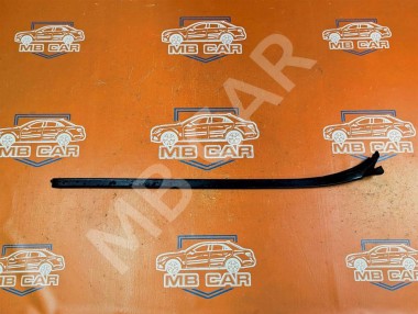 Молдинг лобового стекла MERCEDES-BENZ GL-класс X166 (2012 - 2016) — Разборка Мерседес