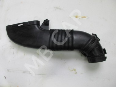 Патрубок воздушный MERCEDES-BENZ C-класс W205/S205/C205/A205 (2014 - 2018) — Разборка Мерседес