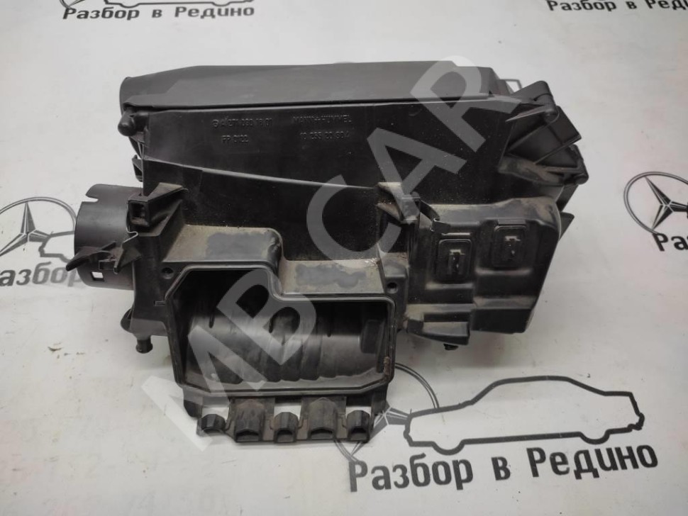 Корпус воздушного фильтра MERCEDES-BENZ E-класс W212/S212/C207/A207 (2009 - 2013) фото 1 — Разборка Мерседес