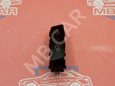 Кнопка центрального замка MERCEDES-BENZ CLS-класс C218/X218 рестайлинг (2014 - 2017) — Разборка Мерседес