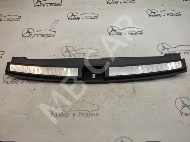 Накладка замка багажника MERCEDES-BENZ GLE-класс W166 (2015 - 2018) — Разборка Мерседес