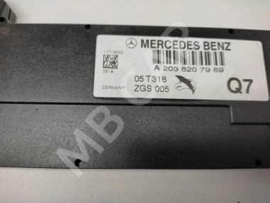 Усилитель антенны MERCEDES-BENZ C-класс W203/S203/CL203 рестайлинг (2004 - 2008) — Разборка Мерседес